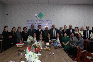 Устоди Донишгоҳи давлатии Хоруғ ба номи М.Назаршоев, Шосафоева Сазибна Шогадоевна дар дар Шӯрои диссиртатсионии 73.1.015.01-и Институти илмҳои гуманитарии ба номи академик Б.Искандарови АМИТ рисолаи нозадиашро дифо намуд